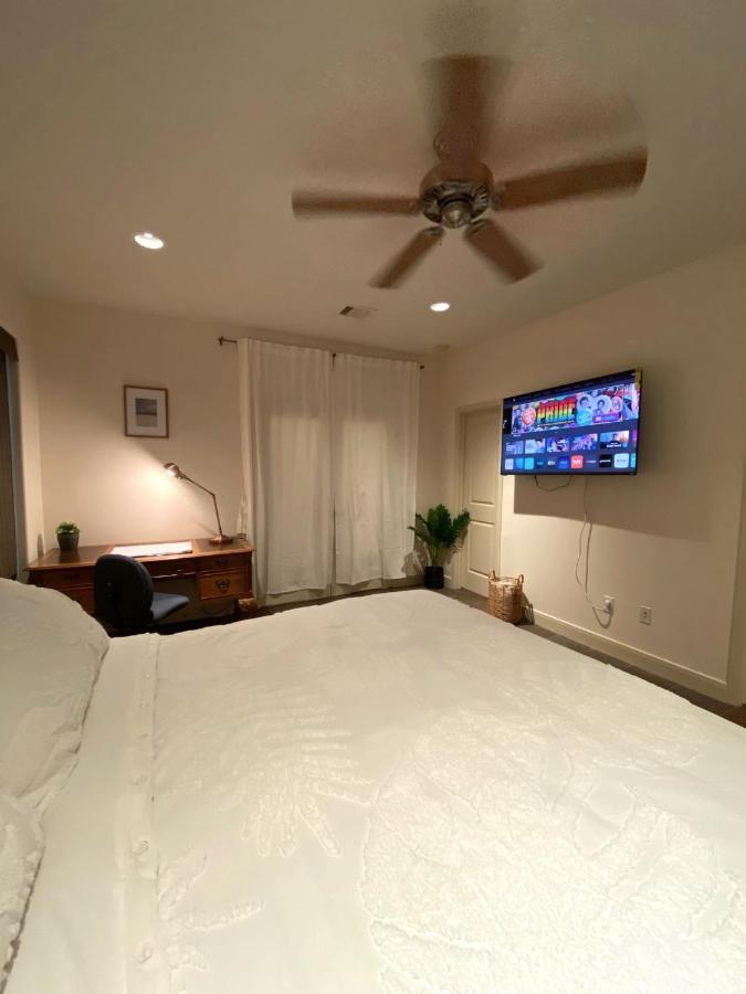 Casablanca 1 Apartment ฮูสตัน ภายนอก รูปภาพ